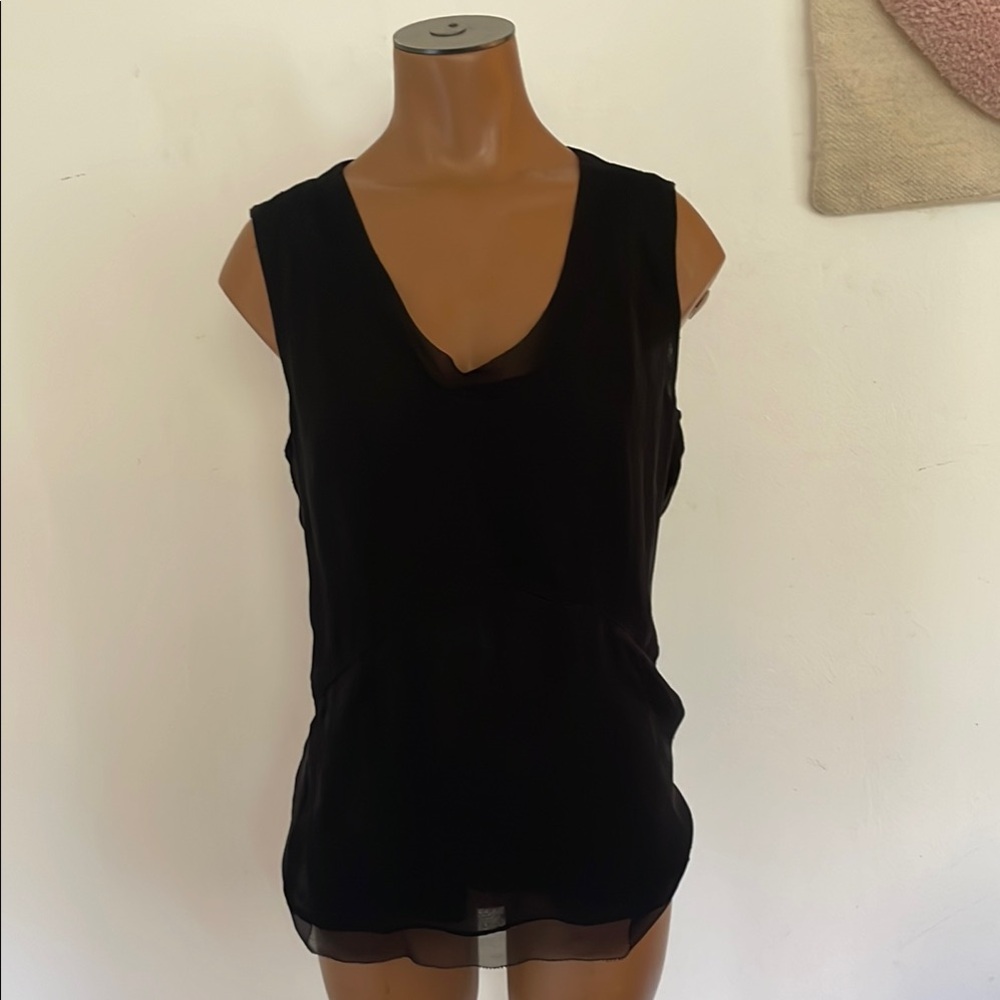 Tory Burch Silk Chiffon Black Sleeveless Women's Top with Seaming Details